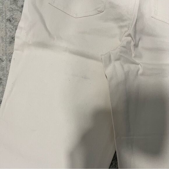 NWT Style & Co High Rise Straight Leg Mom Jeans Sunshine Light Size 14 - Picture 10 of 10